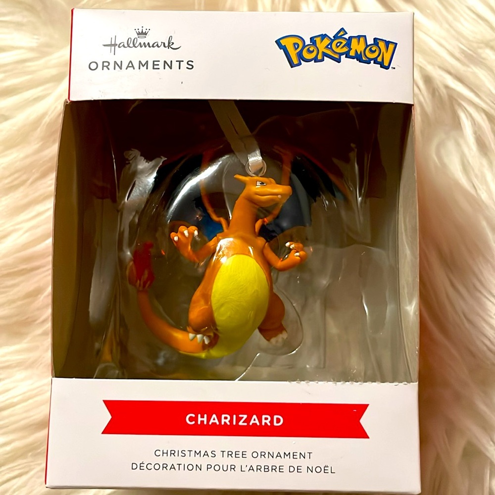💥Hallmark Pokémon Collectible Charzard💥🐲